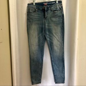 Levi’s modern Skinny